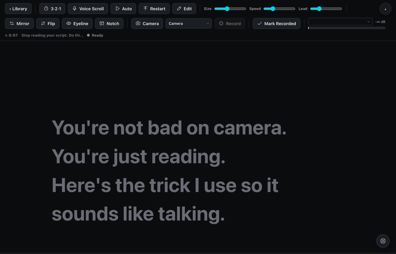 The teleprompter with Voice Scroll